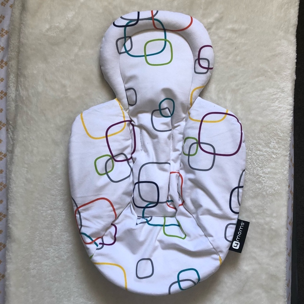 *Sold*Mamaroo Newborn Insert